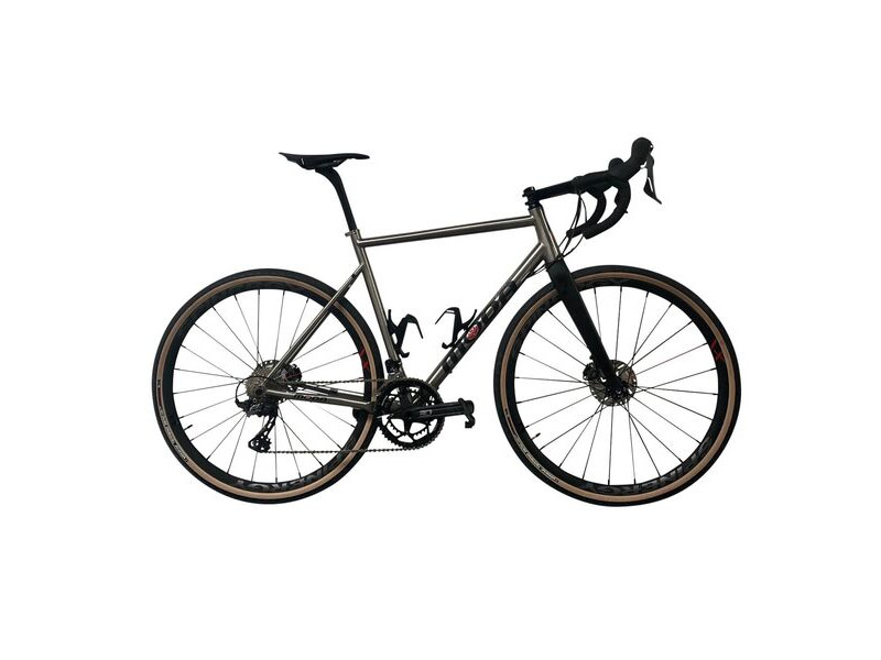 Moda Bikes Strega Gravel Titanium click to zoom image
