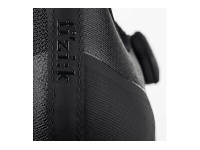 Fizik R4 Tempo Overcurve Black/Black click to zoom image