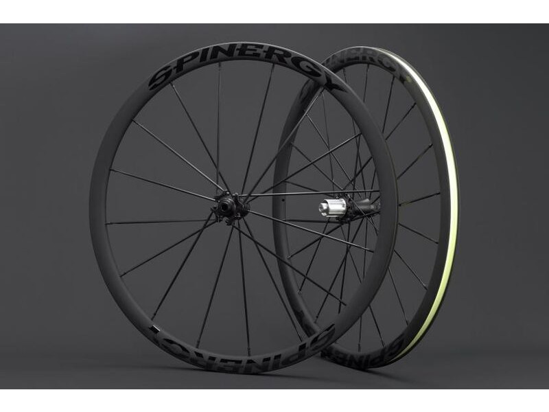 Spinergy FCC 3.2 Carbon click to zoom image