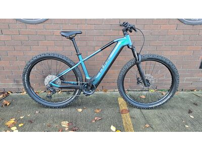 Pre Loved Reaction Hybrid Race 750 click to zoom image