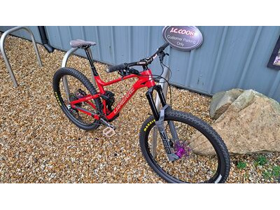Pre Loved Lapierre Spicy Team click to zoom image