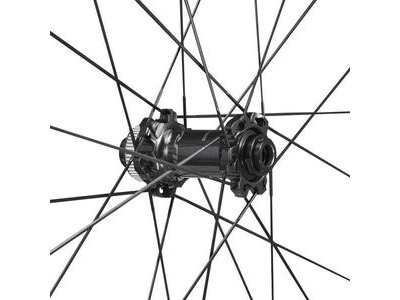 Shimano WH-R9270-C60-TL Dura-Ace disc Carbon clincher 60 mm, front 12x100 mm click to zoom image