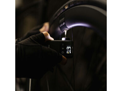 Topeak E-Booster Digital Mini click to zoom image