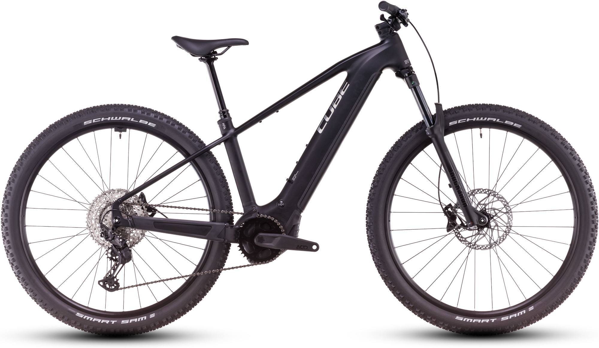 Cube Bikes Reaction Hybrid Race 800