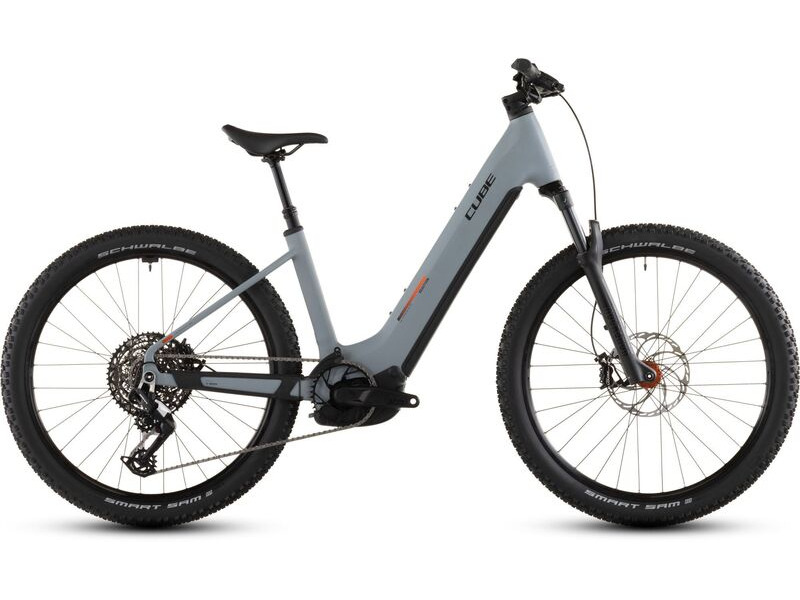 Cube Bikes Reaction Hybrid Race 800 click to zoom image