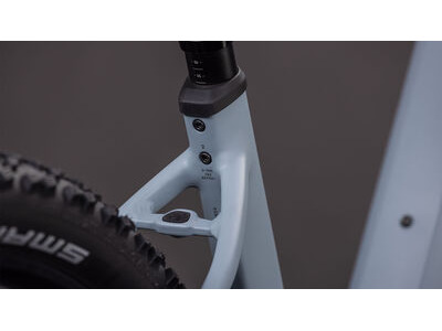 Cube Bikes Reaction Hybrid Race 800 click to zoom image