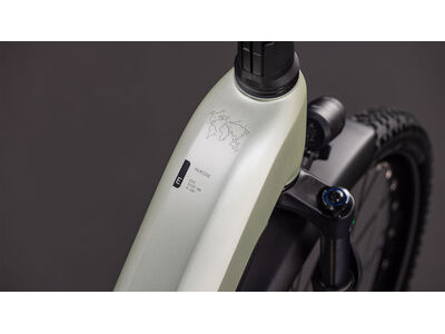 Cube Bikes Nuride Hybrid Exc 800 click to zoom image
