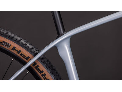 Cube Bikes Reaction C:62 Race click to zoom image