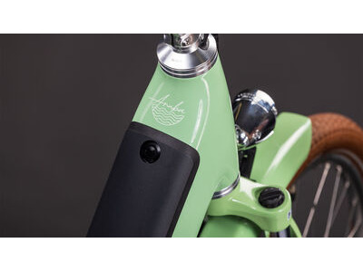 Cube Bikes Aruba Hybrid 600 click to zoom image