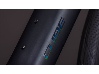 Cube Bikes Editor Hybrid Pro 400x click to zoom image