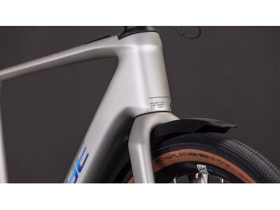 Cube Bikes Nulane Hybrid C:62 Race 400x Fe click to zoom image