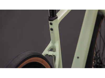 Cube Bikes Nuroad Pro click to zoom image