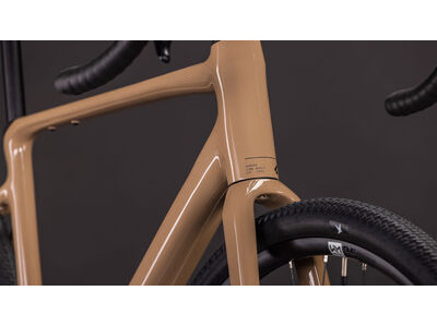 Cube Bikes Nuroad Race click to zoom image
