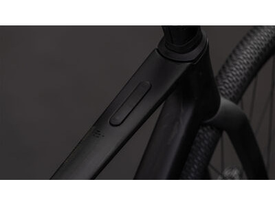 Cube Bikes Nuroad C:62 One click to zoom image