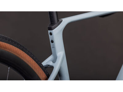 Cube Bikes Nuroad C:62 Pro click to zoom image