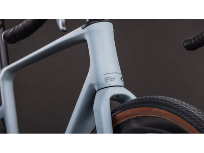 Cube Bikes Nuroad C:62 Pro click to zoom image