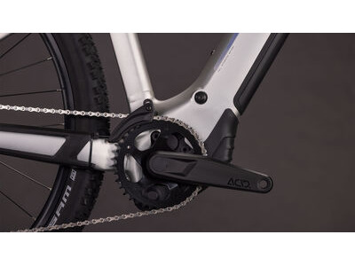 Cube Bikes Reaction Hybrid One 600 click to zoom image