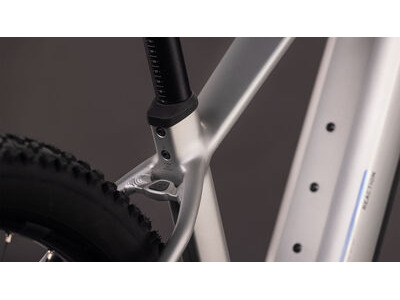 Cube Bikes Reaction Hybrid One 800 click to zoom image