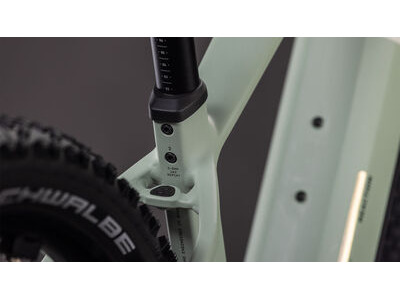 Cube Bikes Reaction Hybrid Pro 800 click to zoom image