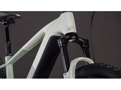 Cube Bikes Reaction Hybrid Pro 800 click to zoom image