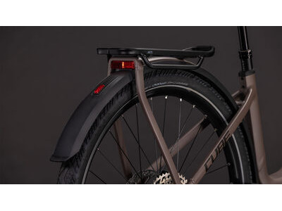 Cube Bikes Kathmandu Hybrid Exc 800 click to zoom image