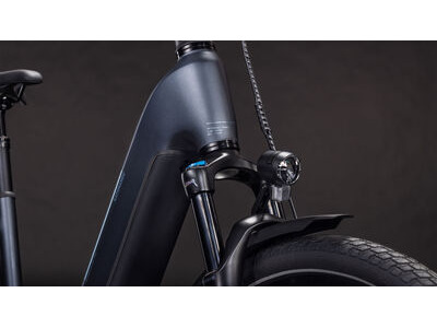 Cube Bikes Kathmandu Hybrid One 800 click to zoom image