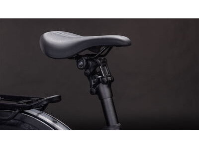 Cube Bikes Kathmandu Hybrid Pro 800 click to zoom image