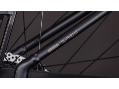 Cube Bikes Supreme Hybrid Comfort Pro 600 click to zoom image