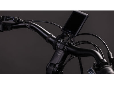 Cube Bikes Supreme Hybrid Deluxe Pro 600 click to zoom image