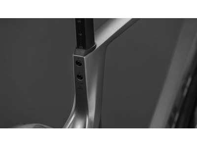 Cube Bikes Agree C:62 Pro click to zoom image