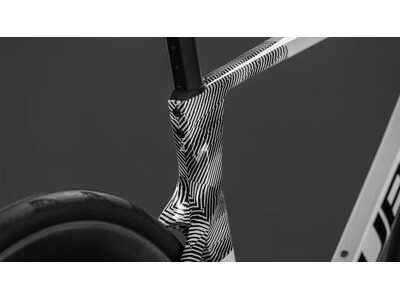 Cube Bikes Agree C:62 Race click to zoom image