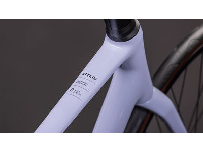 Cube Bikes ATTAIN RACE click to zoom image