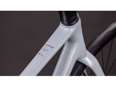 Cube Bikes ATTAIN RACE click to zoom image