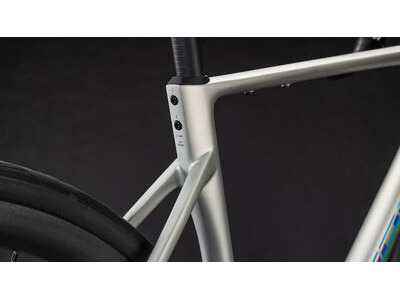 Cube Bikes ATTAIN C:62 SLX click to zoom image