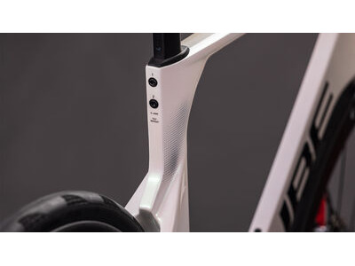 Cube Bikes LITENING AERO C:68X SLT click to zoom image