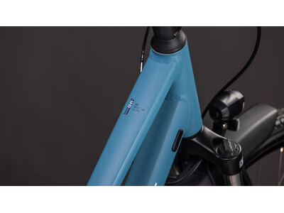 Cube Bikes Touring One click to zoom image