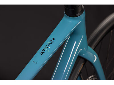 Cube Bikes Attain Pro click to zoom image