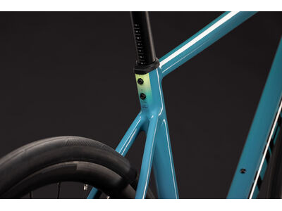 Cube Bikes Attain Pro click to zoom image