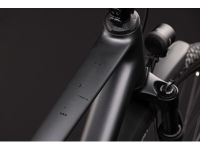 Cube Bikes Kathmandu Pro click to zoom image