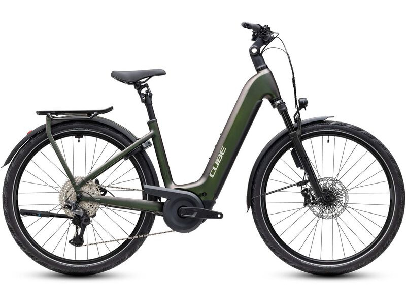 Cube Bikes Kathmandu Hybrid Exc 800 Stellar/chrome click to zoom image