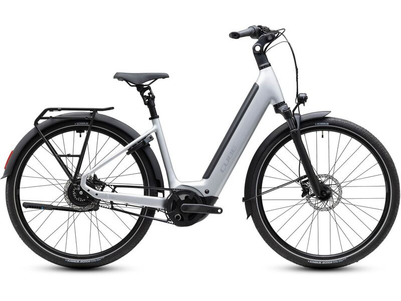 Cube Bikes Supreme Hybrid Deluxe Pro 600 Silverstar/reflex click to zoom image