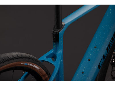 Cube Bikes Nuroad Hybrid C:62 Exc 400x click to zoom image