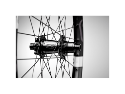 Crankbrothers Synthesis Enduro 27.5" 11 - I9 Hydra Hub Super Boost Disc Brake (6-Bolt) SRAM XD Super Boost click to zoom image